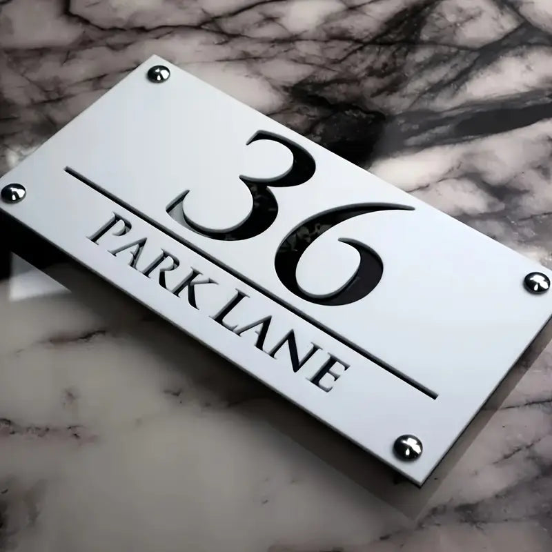 Insegna in plexiglass personalizzabile